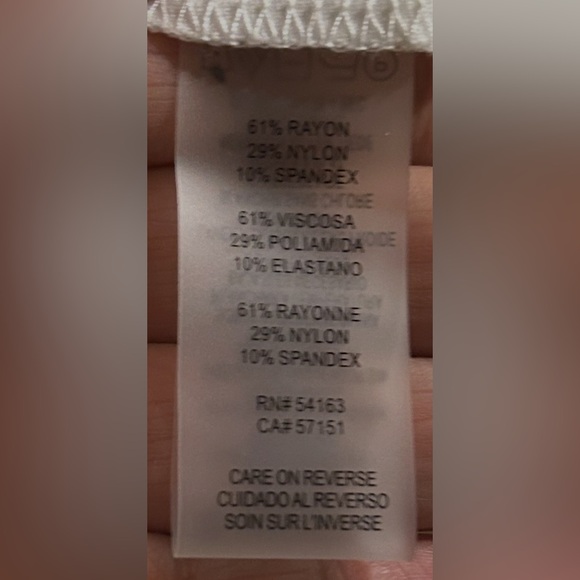 Karl Lagerfeld Paris Women’s Sleeveless Half ZipFront Stretch Size SP - Picture 6 of 7